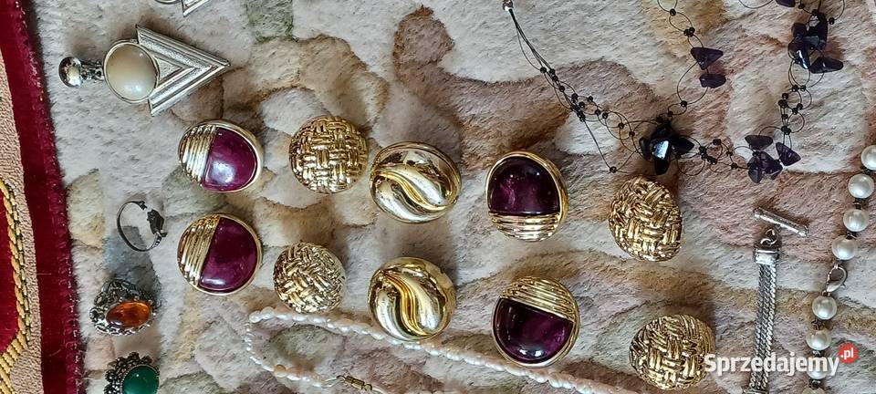 ZESTAW KOLEKCJI PRL PLASTYCZNE KLIPSY KORALE Poznań