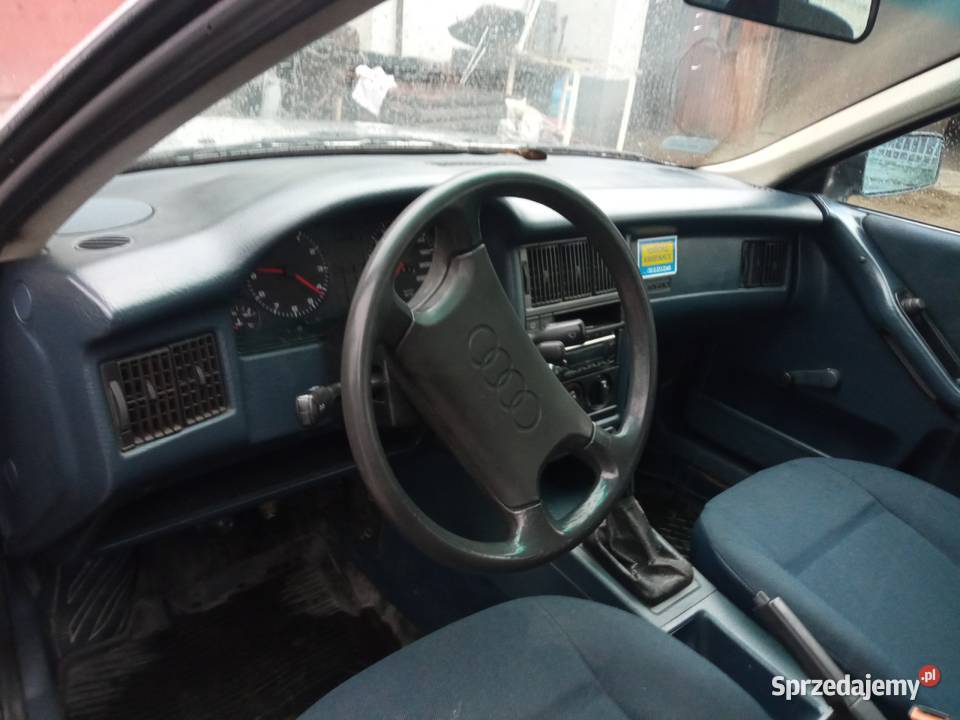 Audi srebrny Trzciana