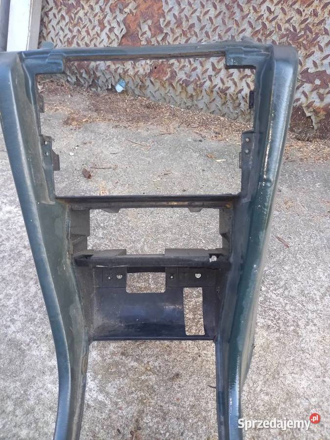 Tunel środkowy zielonyMercedes 124 łódzkie Łódź