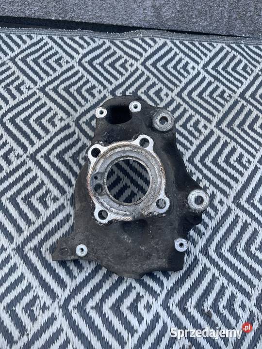 Zwrotnica lewa BMW F31 xDrive osobowe podkarpackie Stalowa Wola