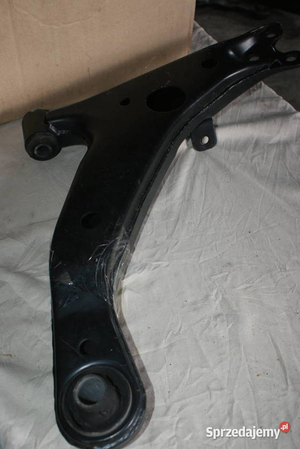 WAHACZ PRZEDNI TOYOTA COROLLA 19972001 NOWY Pozostałe Białobrzegi