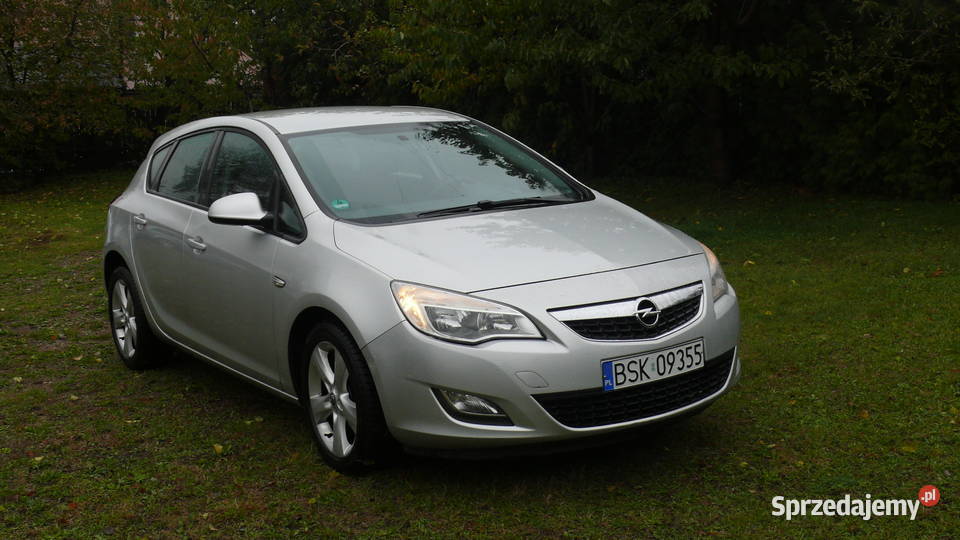 Opel Astra J 2010r.1,6 benzyna sprowadzony ZAREEJESTROWANY
