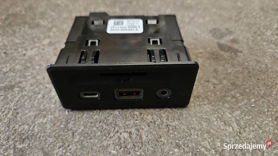 Multimedia SIM AUX Android USB Port GM 2019 osobowe lubuskie Gorzów Wielkopolski