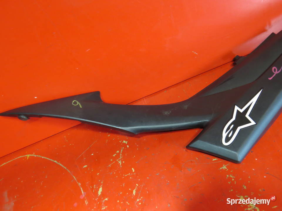 SUZUKI GSR 600 GSR600 K10 09 bok boczek listwa Warszawa
