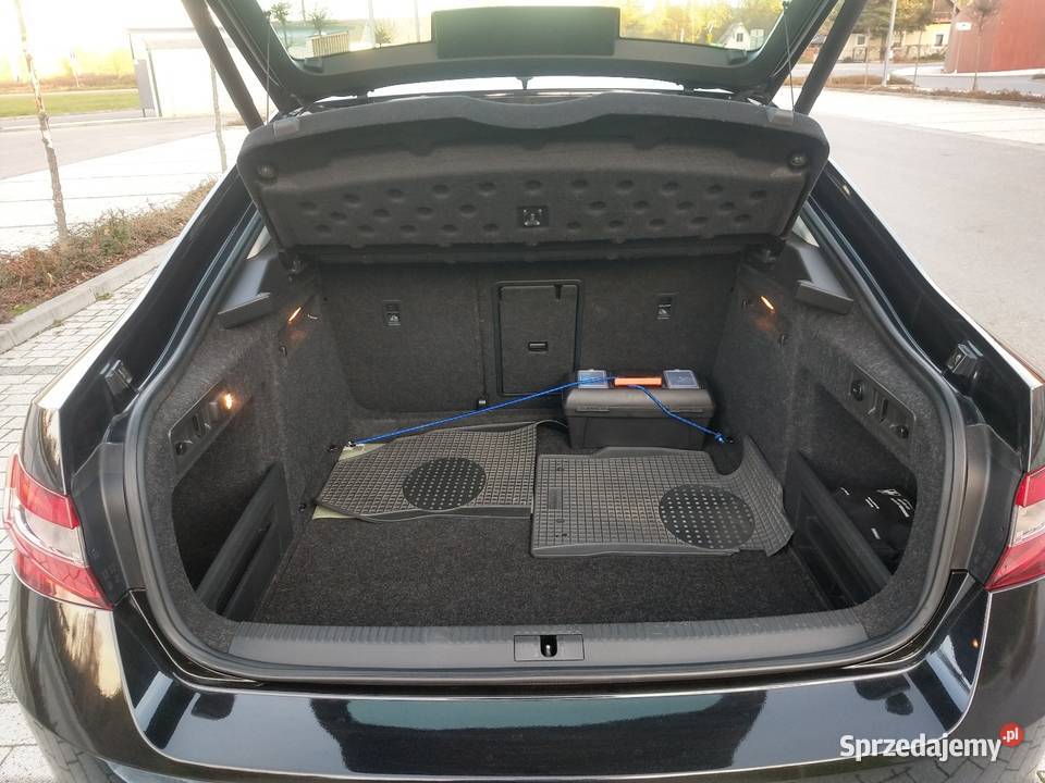 Skoda superb 3 sedan 16TDI STYLE podgrzewane fotele Nowy Sącz