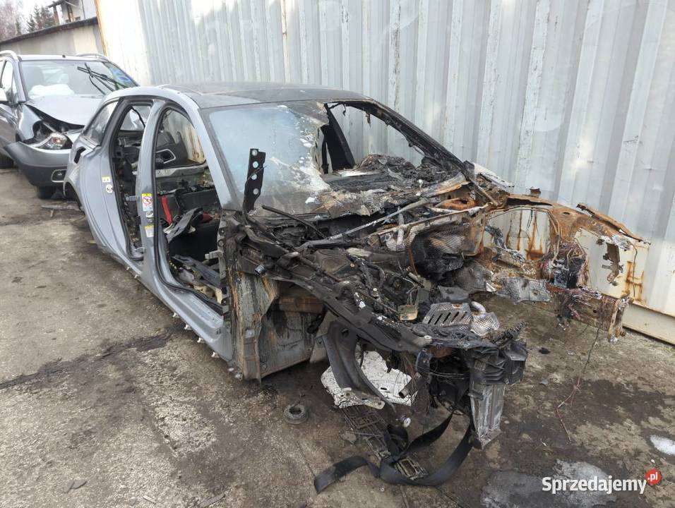 KAROSERIA ĆWIARTKA BŁOTNIK PRÓG DACH PODŁUŻNICA osobowe sprzedam