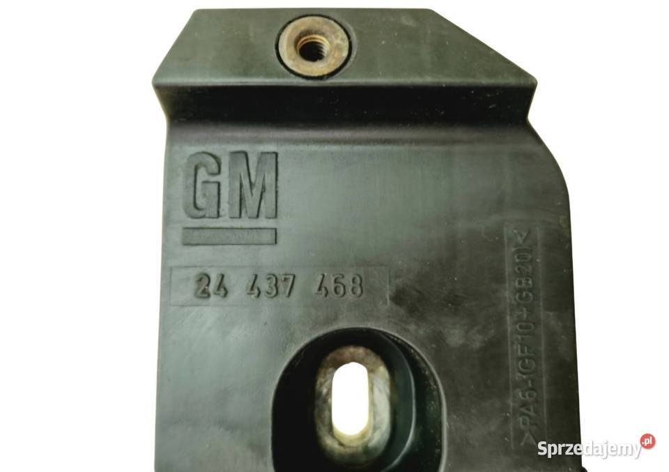 SKRZYNKA BEZPIECZNIKÓW OPEL VECTRA C SIGNUM Działoszyce sprzedam