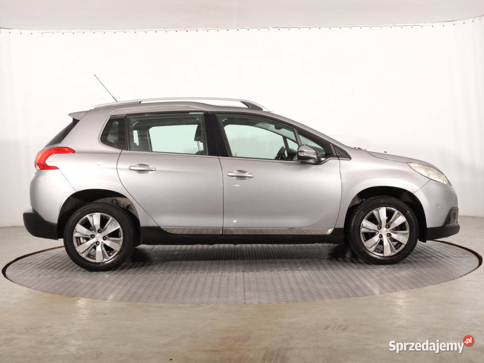 Peugeot 2008 16 eHDi relingi dachowe Katowice