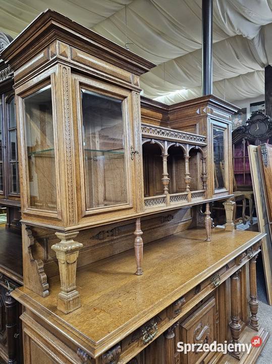 Kredens eklektyczny Brójce