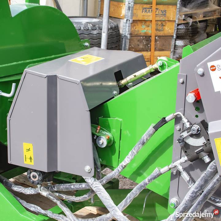 Rębak 20 na ciągnik podawanie hydrauliczne Dowóz Sanoka