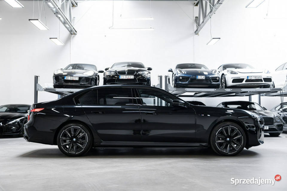 BMW M760 Gwarancja 012029 Pełne wyposażenie PPF sprzedam
