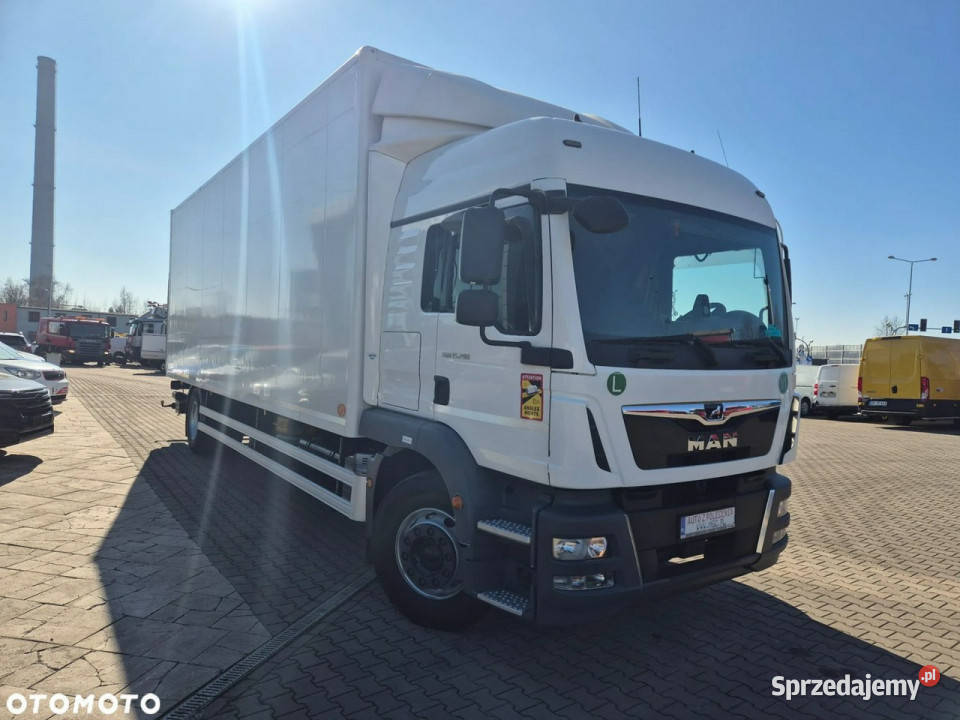 MAN TGM MAN TGM15290 SOLIDNY KONTENER Samochody ciężarowe śląskie Łaziska Górne