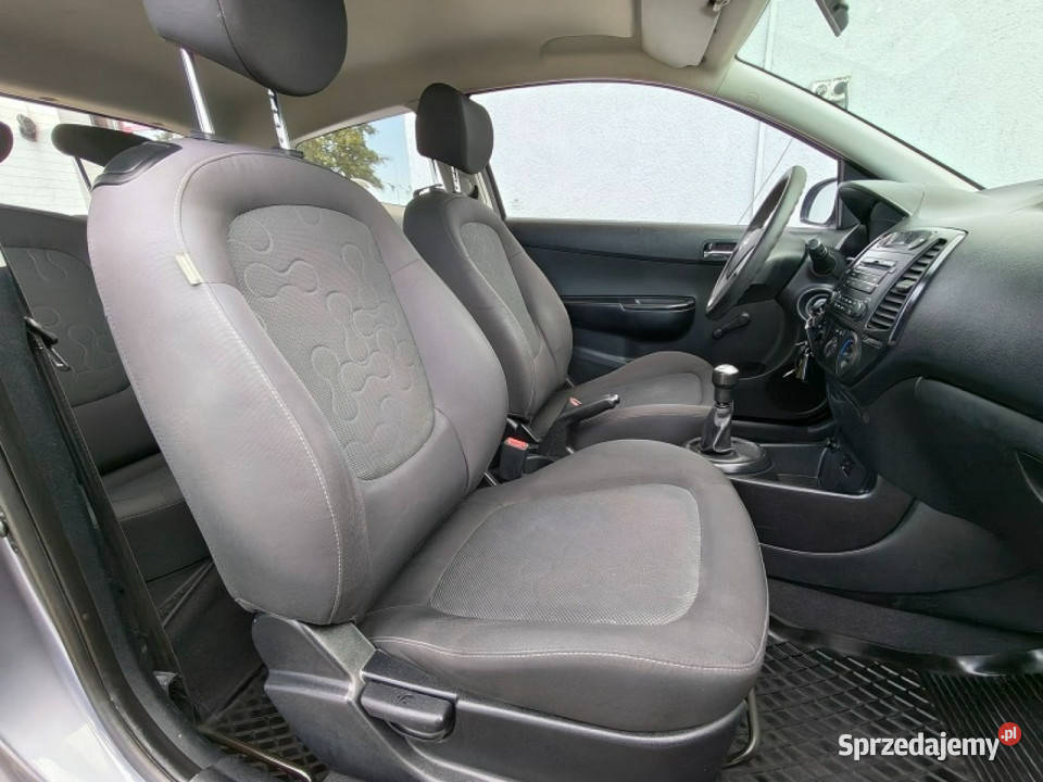 Hyundai i20 Krajowy niski przebieg długie OC i 2/3