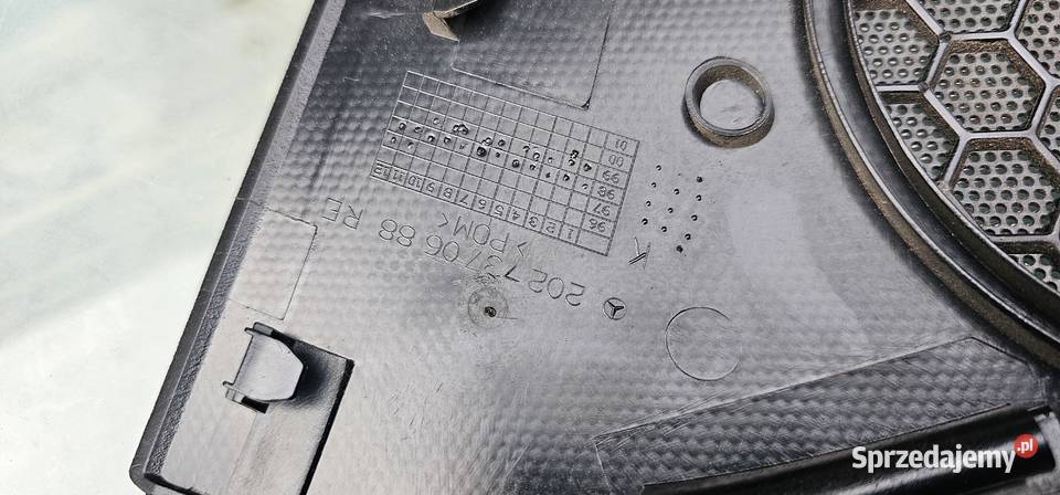 Maskownica głosnika prawy tył mercedes w202 Zbąszyń