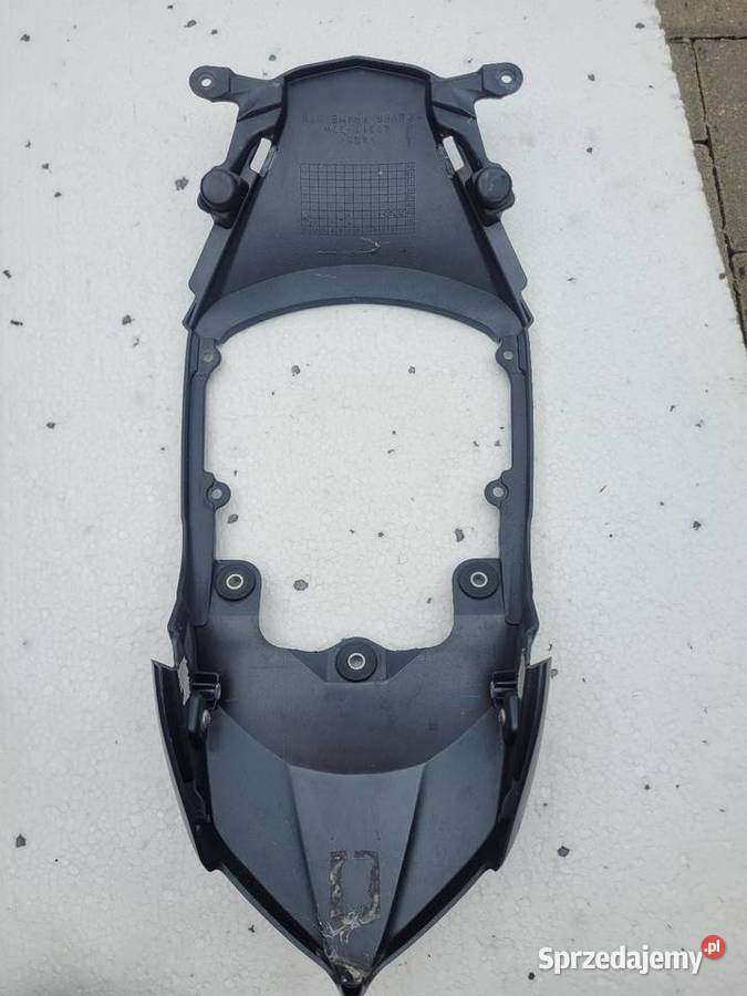 SUZUKI GSXR GSXR 600 750 K8 K9 ZADUPEK OGON TYŁ Szyby i owiewki Nowy Tomyśl sprzedam