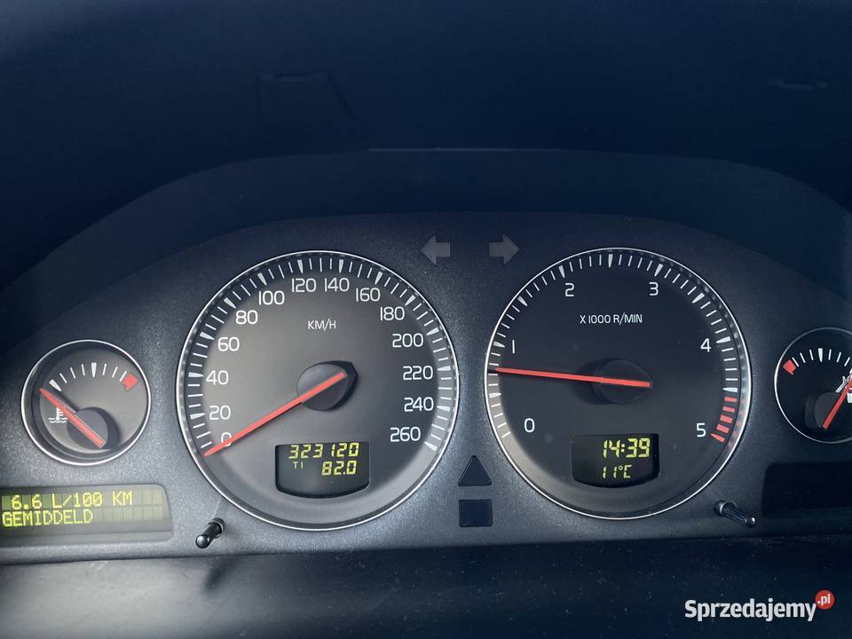 VOLVO S80 24 D5 190 diesel manual polift 190KM Katowice