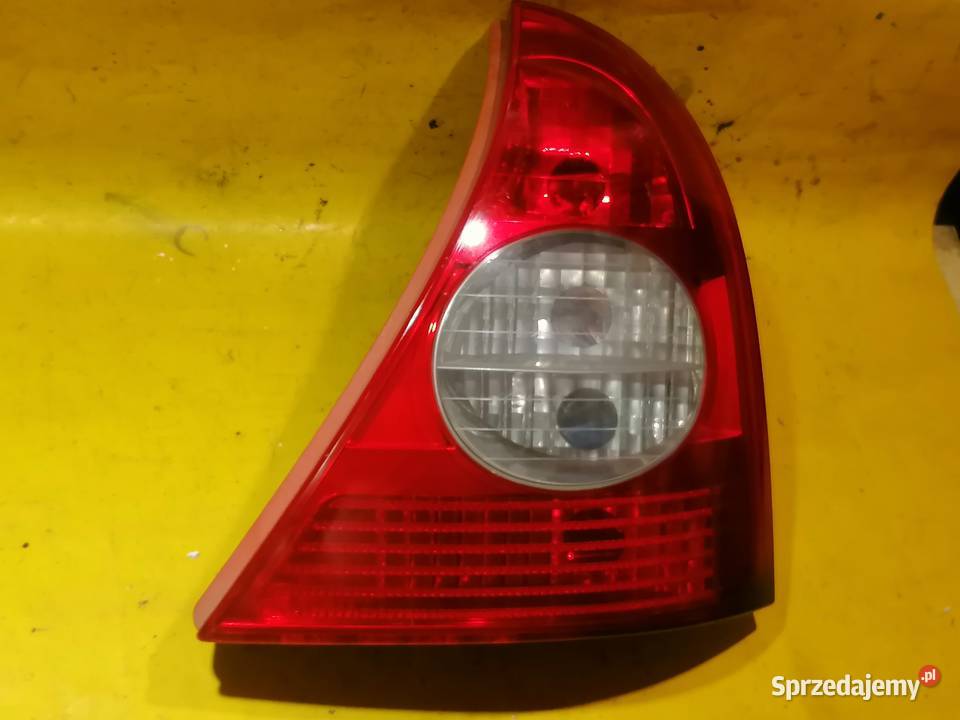 lampa tył prawa 8200071414 Renault Clio 2 Lampy tylne Piotrków Trybunalski