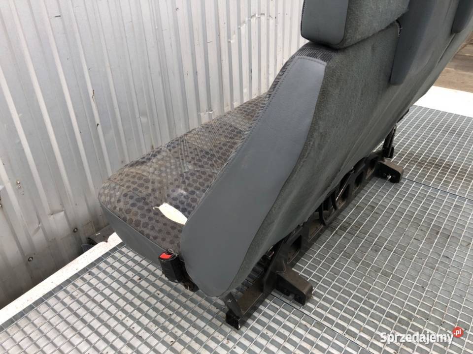 FOTEL TYLNY TRÓJKA FORD TRANSIT V Hatchback 0614 podkarpackie sprzedam