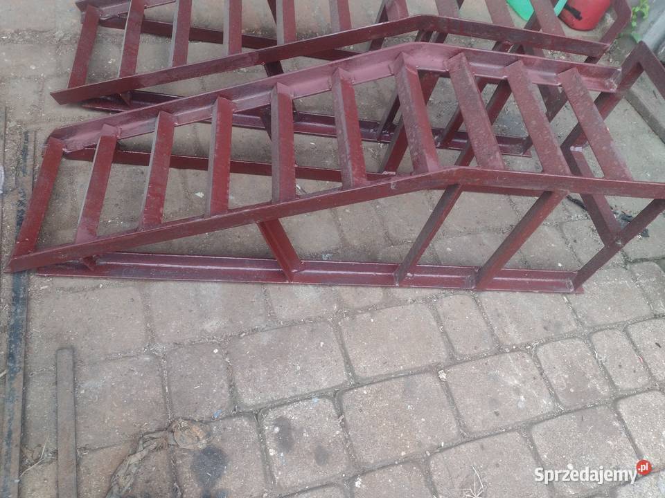 Najazdy samochodowe Tuszyn