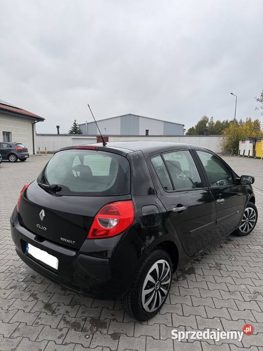 Renault Clio III 12 75 DYNAMIQUE Czarny metalik