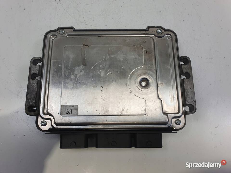 Volvo S40 II V50 16 D STEROWNIK SILNIKA komputer