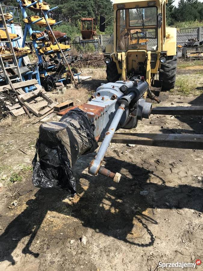 Most tylny Case 695 rozdzielacze siłowniki pomorskie Kosakowo