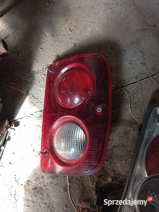 Lampy tył land Rover Freelander Oświetlenie Łódź