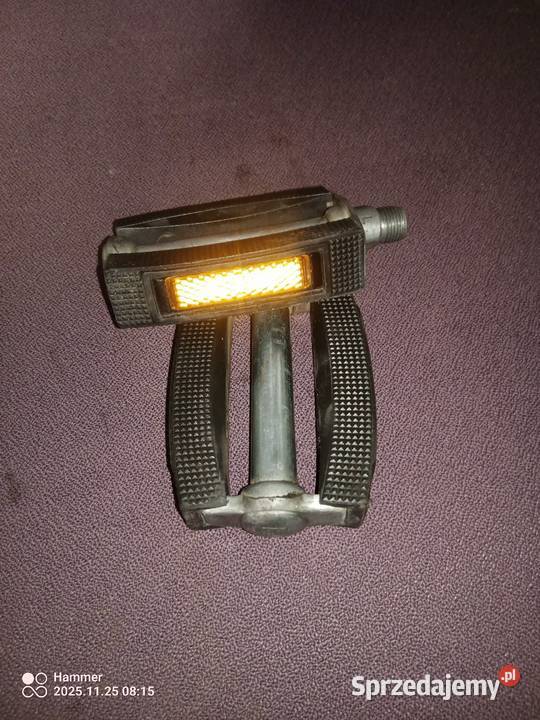 Ładny komplet pedałów retro lubuskie