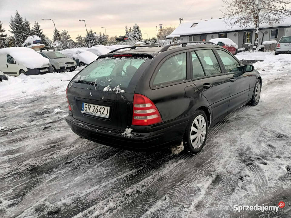 Mercedes C 180 Mercedes C klasa 20BG 130 01r czarny Tarnów
