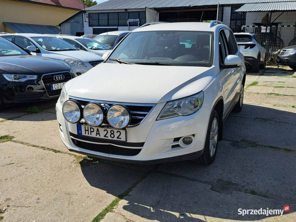 Volkswagen Tiguan 4x4 opłacony bezwypadkowy I biały Zwoleń