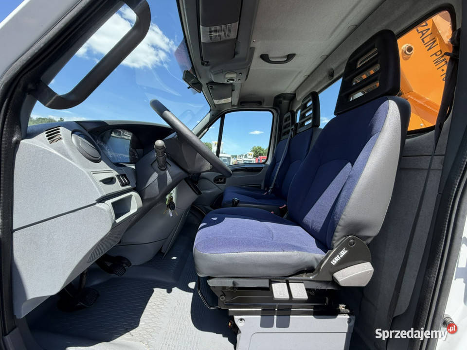Iveco Daily 55S18W 4x4 Zwyżka 16m Bumar Koszalin tachograf Samochody ciężarowe Widełki