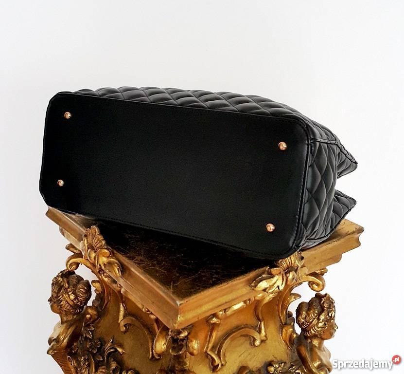 CHANEL TOREBKA CC ŁAŃCUSZKI PIKOWANA CHANELKA A4 Bydgoszcz