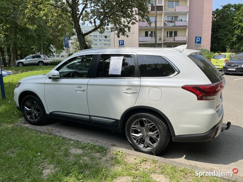 Mitsubishi Outlander INTENSE PLUS CTV 4WD 20 Mierzyn