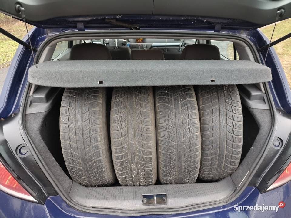 Opel Astra H 17 100 2004r Zarejestrowany w Polsce Wrocław sprzedam