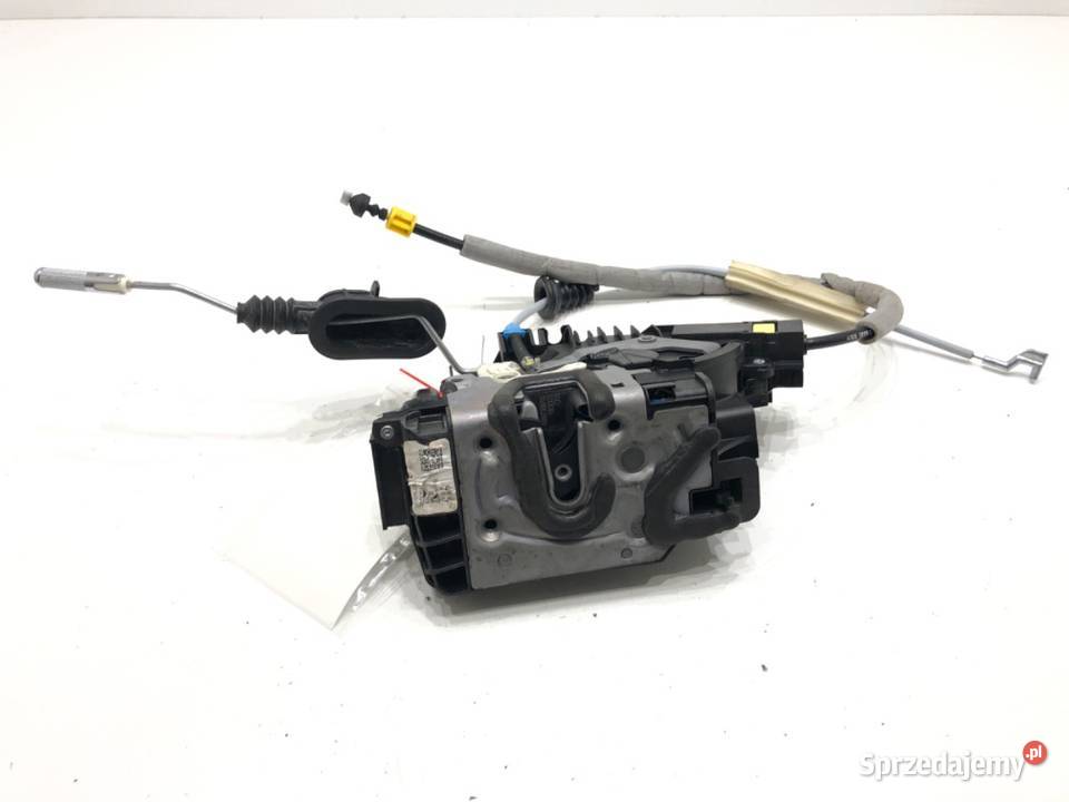 ZAMEK DRZWI LEWY TYŁ MERCEDES CLS SportowyCoupe sprzedam