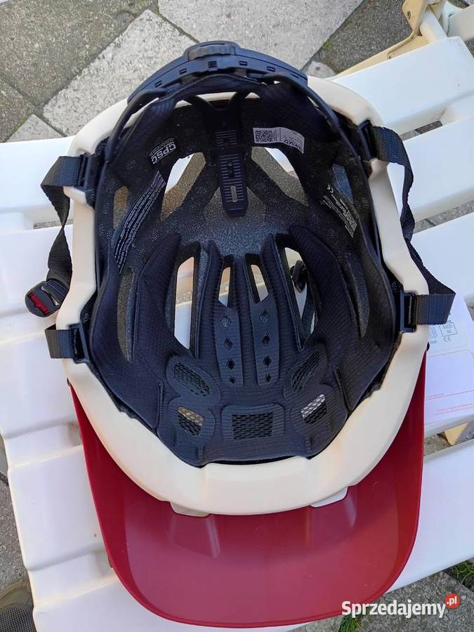 Nowy kask rowerowy BRIKO rozmiar L dolnośląskie Wąsosz