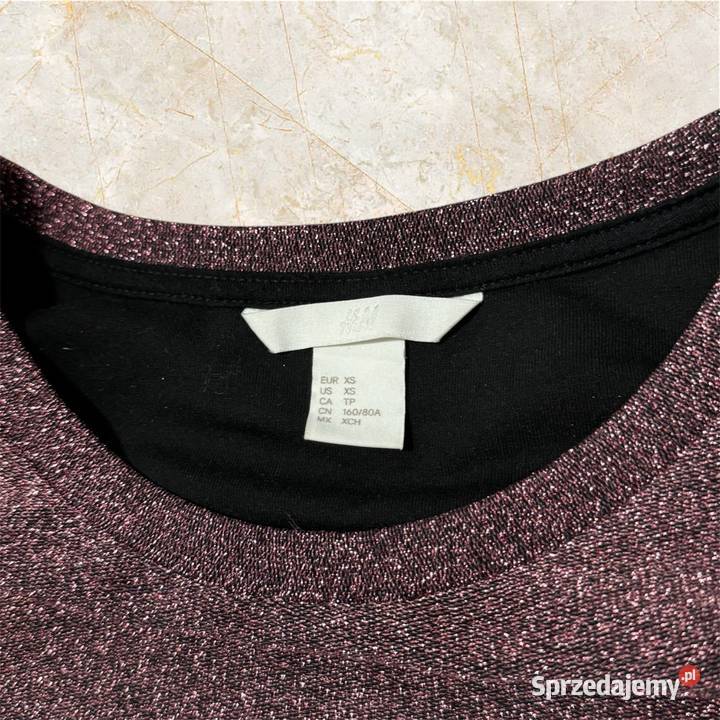 Bluza metaliczna różowofioletowa z naszywką Moda i Styl Kielce