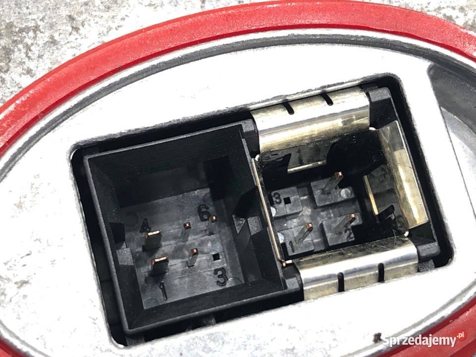 PRZETWORNICA XENON OPEL ASTRA J 130732931600 Przetwornice