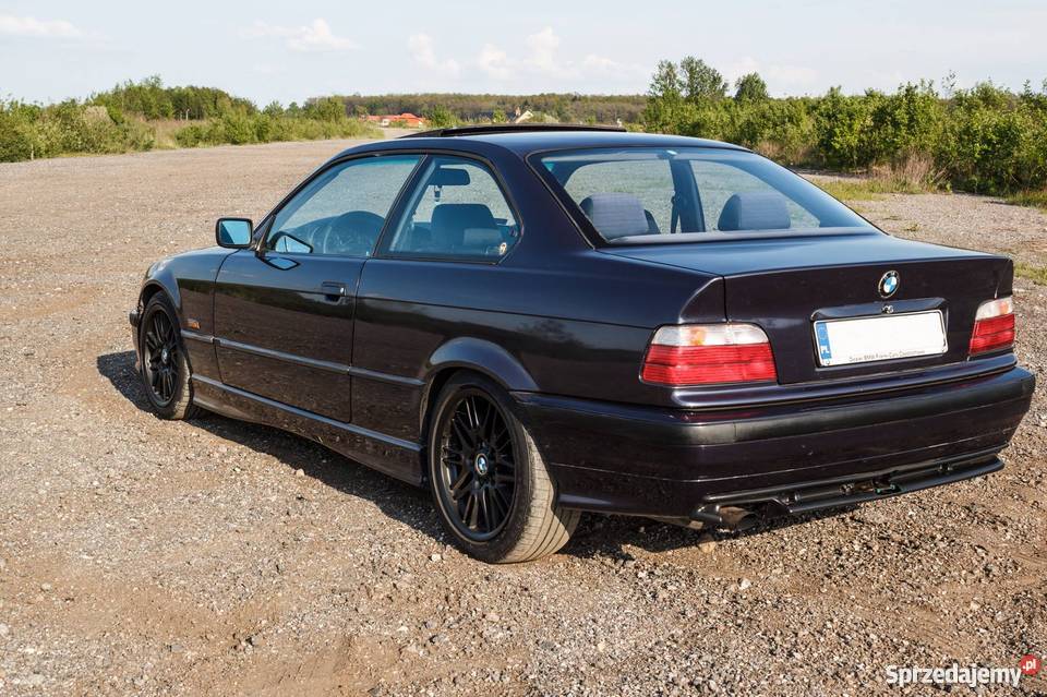 BMW e36 320I Coupe Mpakiet w rzadkim kolorze Krosno