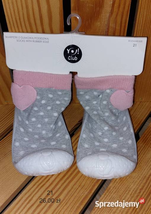 Skarpetki z gumową podeszwą rozmiar 21 Wadowice