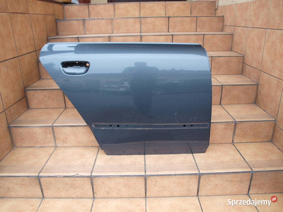 Audi A4 B6 drzwi prawe tył sedan 2001 2004r osobowe sprzedam