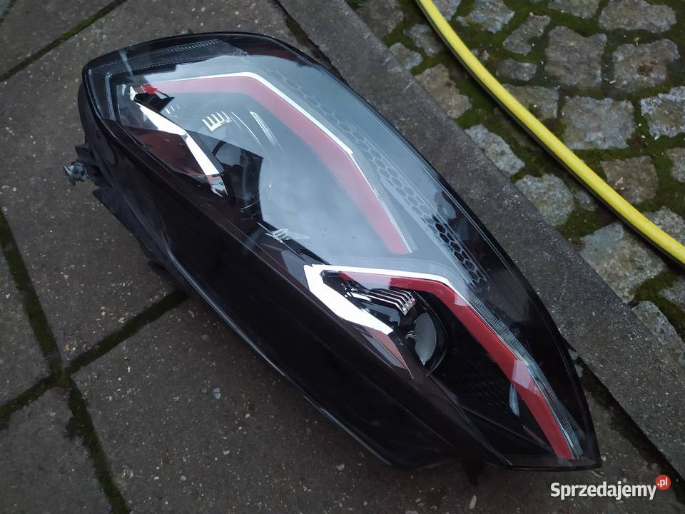 Reflektor lewy golf 7 GTI lift Rzeszów sprzedam