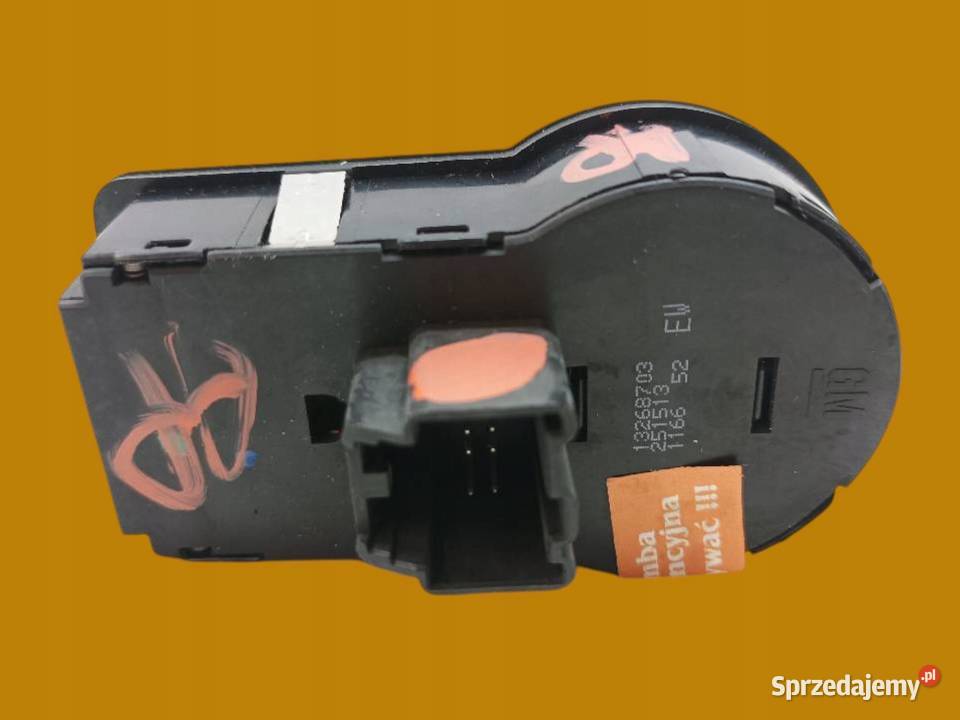 PRZEŁĄCZNIK ŚWIATEŁ 13268703 Opel Astra IV 2009 sprzedam