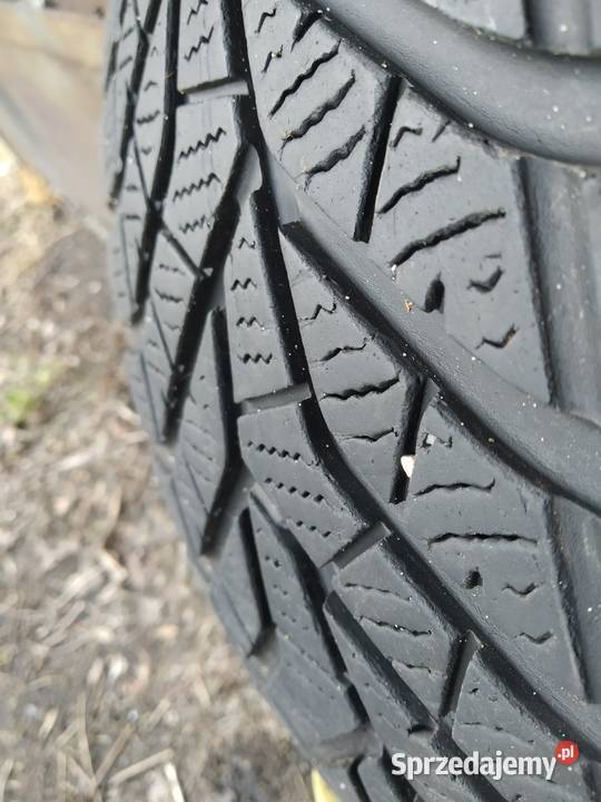 opony zimowe Yokohama 23545R18 Yokohama śląskie sprzedam