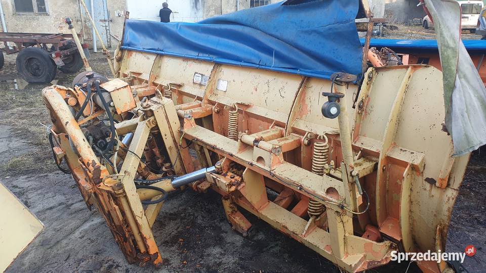 Pług do śniegu Schmidt skosowany odsnieżanie Złoczew