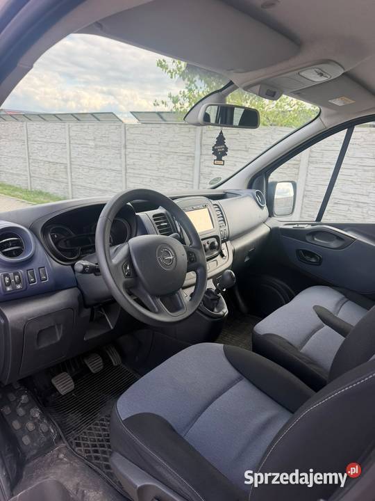 OPEL VIVARO L2 16d 89kw 2019r 9 osobowy manualna Dobroszyce