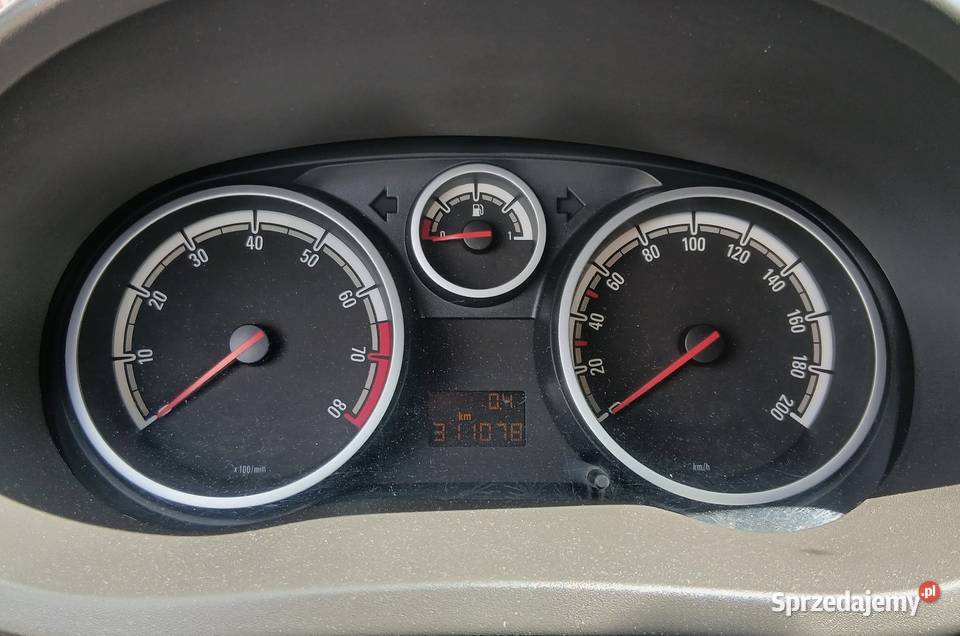 Opel Corsa 2010 14 Benzyna Busko-Zdrój sprzedam