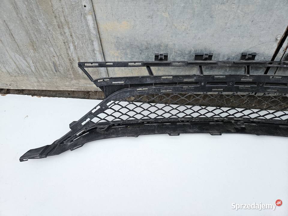 MERCEDES W212 63 AMG KRATKA ŚRODKOWA ZDERZAKA osobowe Międzychód