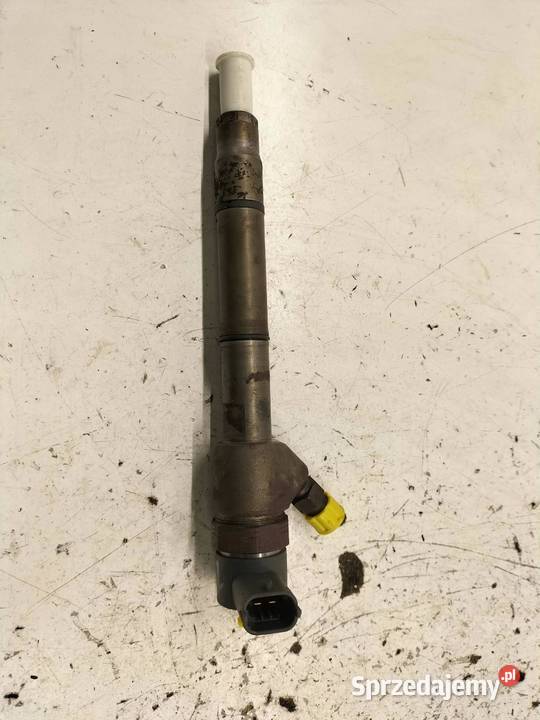 WTRYSKIWACZ 0445110411 338002A800 17 CRDI Kia