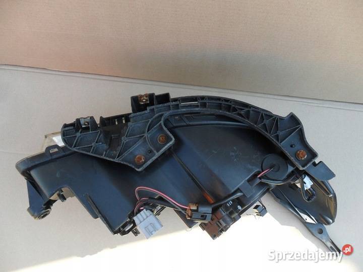 Subaru Forester 3 III SH 08 reflektor lampa lewa Nowy Tomyśl sprzedam